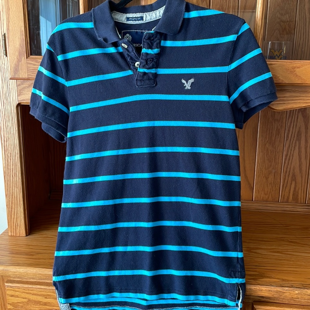 American Eagle 🦅 Navy blue and light blue size extra small polo